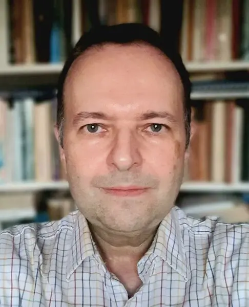 Mannhardt András, senior copywriter, szövegíró, pszichológus, tudományos szerző, szakíró